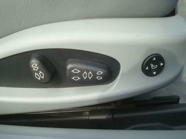 2002 BMW 3 Series 330Ci - 16298696 - 25