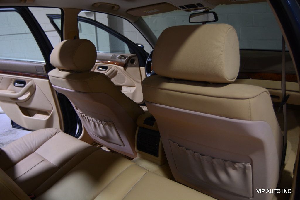 2002 BMW 5 Series 525iA - 22892224 - 20