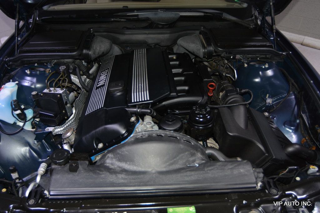 2002 BMW 5 Series 525iA - 22892224 - 32