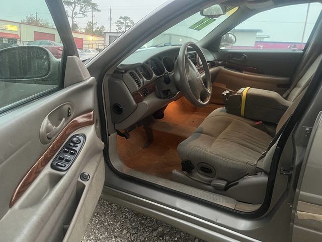 2002 Buick LeSabre 4dr Sedan Custom - 22958718 - 4