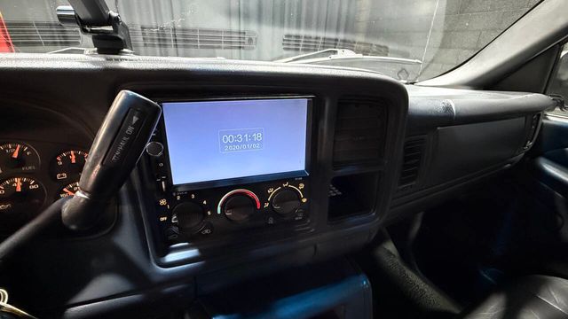 2002 Chevrolet Avalanche 1500 5dr Crew Cab 130" WB 4WD - 22967024 - 17