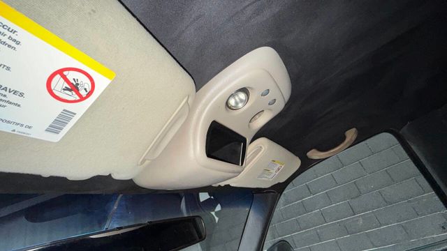 2002 Chevrolet Avalanche 1500 5dr Crew Cab 130" WB 4WD - 22967024 - 20