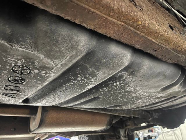 2002 Chevrolet Avalanche 1500 5dr Crew Cab 130" WB 4WD - 22967024 - 35