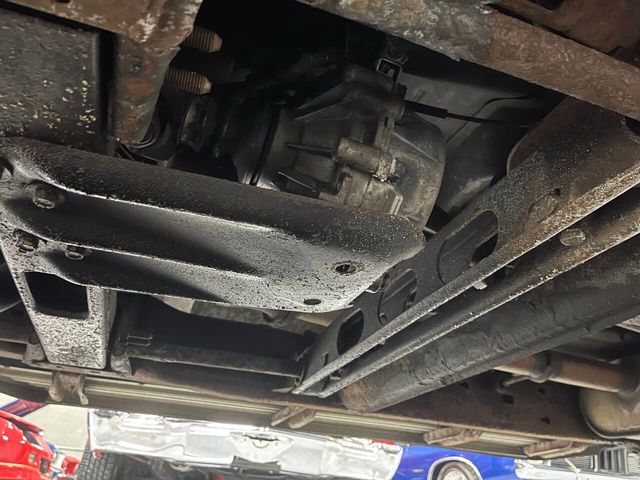 2002 Chevrolet Avalanche 1500 5dr Crew Cab 130" WB 4WD - 22967024 - 37