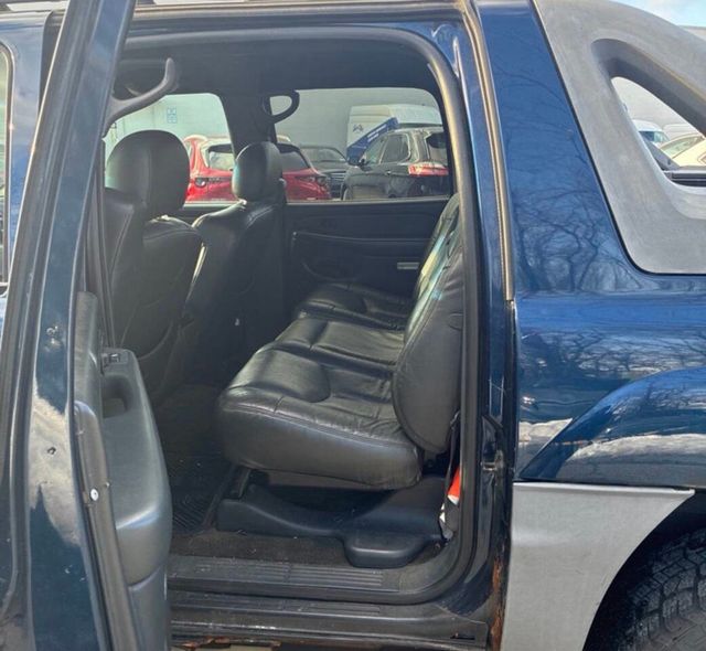 2002 Chevrolet Avalanche 1500 5dr Crew Cab 130" WB 4WD - 22967024 - 8