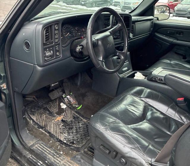 2002 Chevrolet Avalanche 1500 5dr Crew Cab 130" WB 4WD - 22967025 - 9