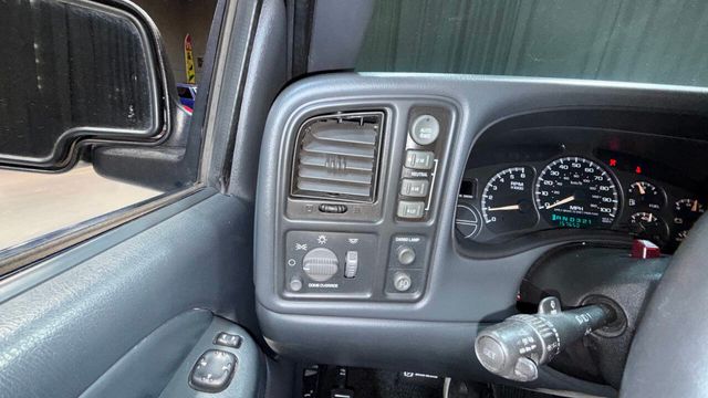 2002 Chevrolet Avalanche 1500 5dr Crew Cab 130" WB 4WD - 22967025 - 16