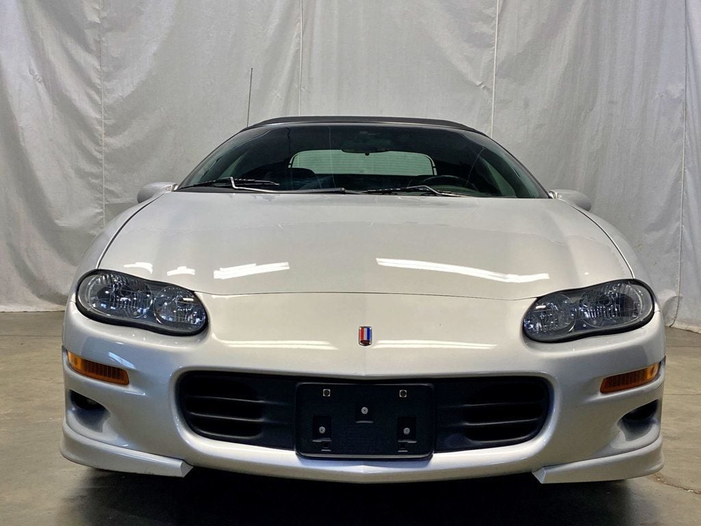2002 Chevrolet Camaro 2dr Convertible Z28 - 23004869 - 17
