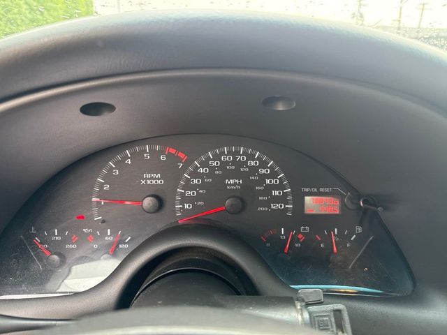 2002 Chevrolet Camaro 2dr Coupe - 23047063 - 12