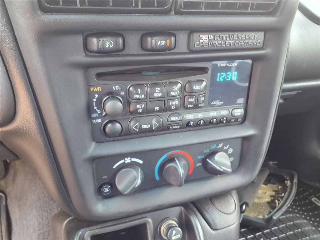 2002 Chevrolet Camaro 2dr Coupe - 22924237 - 7