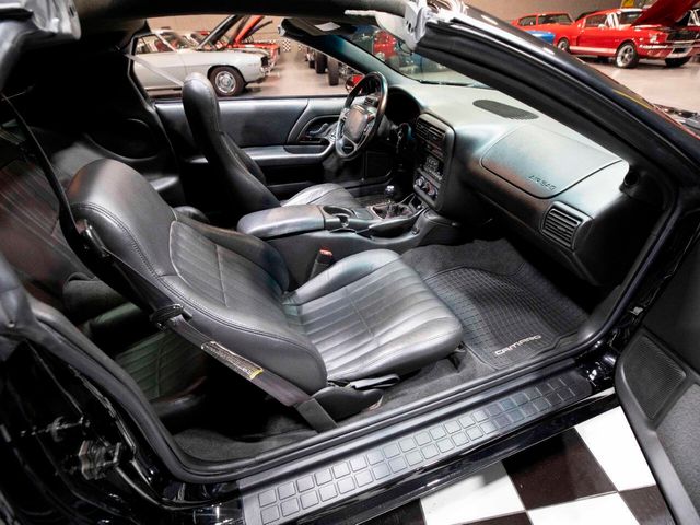 2002 Chevrolet Camaro 2dr Coupe Z28 - 22954425 - 31