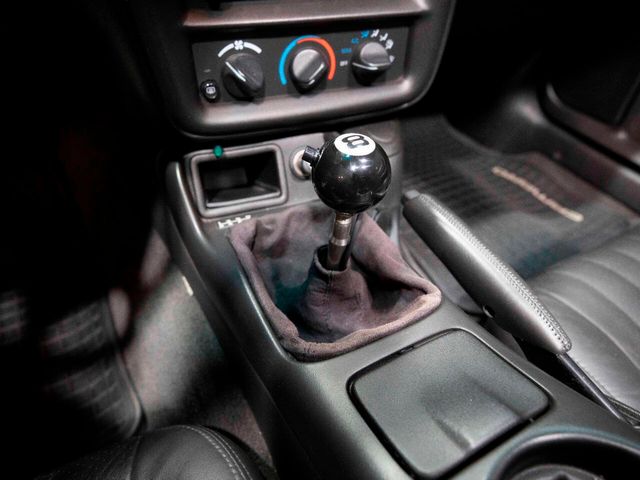 2002 Chevrolet Camaro 2dr Coupe Z28 - 22954425 - 38