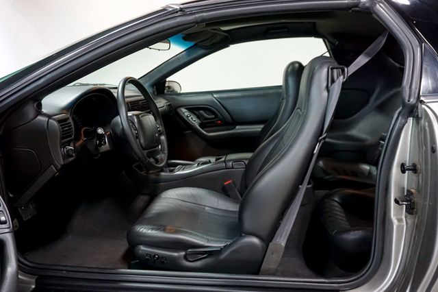 2002 Chevrolet Camaro *Camaro Z28 SS Coupe* *6-Speed Manual* *Only 25k Miles*   - 23064336 - 7