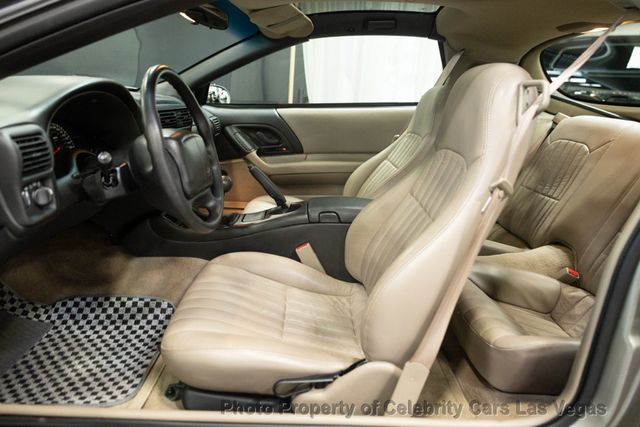 2002 Chevrolet Camaro Manual 19k miles  - 22974503 - 1