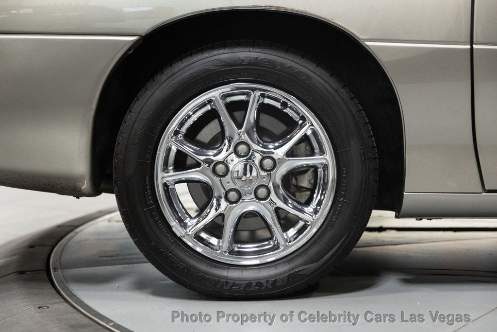 2002 Chevrolet Camaro Manual 19k miles  - 22974503 - 41