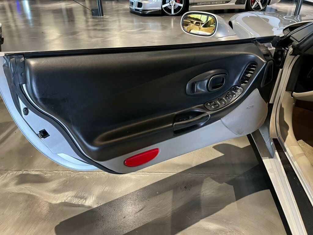 2002 Chevrolet Corvette 1SC EquipmentGroup/HeadUpDisplay/DualZoneClimate/KeylessEntry - 22913034 - 14