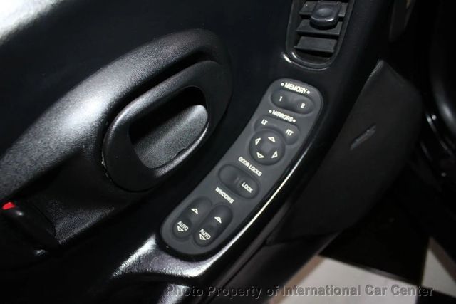 2002 Chevrolet Corvette 2dr Convertible - 22893263 - 18