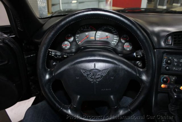 2002 Chevrolet Corvette 2dr Convertible - 22893263 - 24