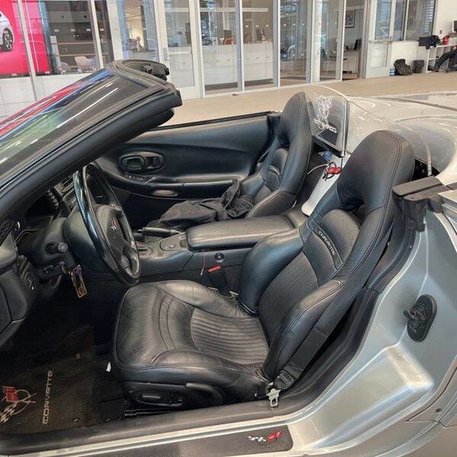 2002 Chevrolet Corvette 2dr Convertible - 22840321 - 20