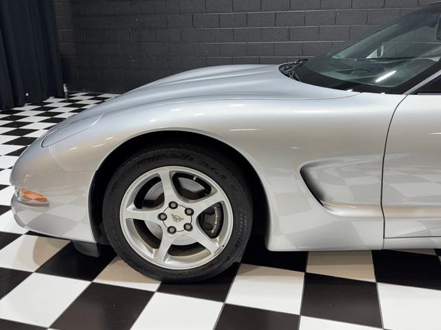2002 Chevrolet Corvette 2dr Convertible - 22852082 - 11