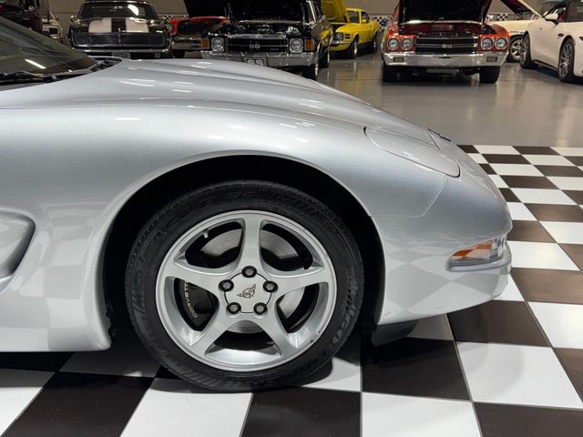 2002 Chevrolet Corvette 2dr Convertible - 22852082 - 19