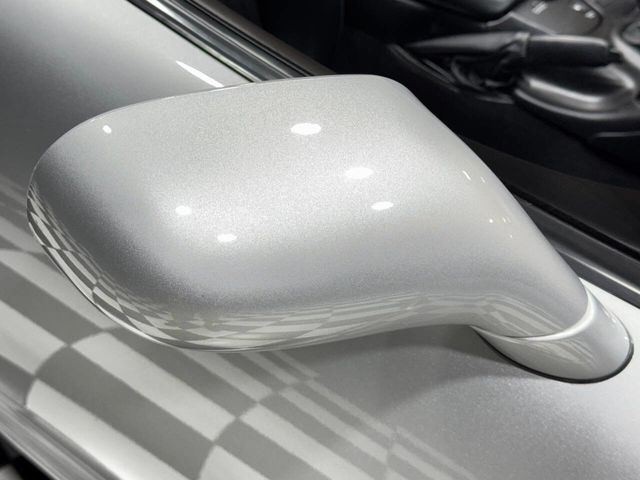 2002 Chevrolet Corvette 2dr Convertible - 22852082 - 27