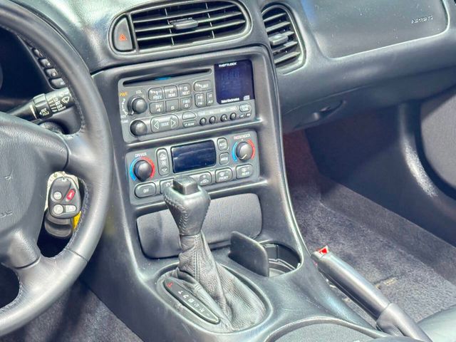 2002 Chevrolet Corvette 2dr Convertible - 22852082 - 34