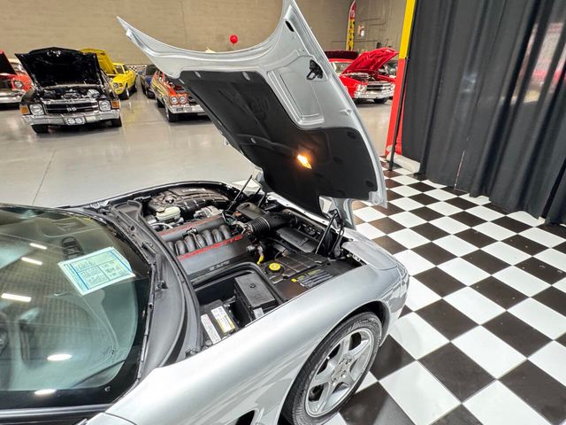 2002 Chevrolet Corvette 2dr Convertible - 22852082 - 40