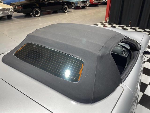 2002 Chevrolet Corvette 2dr Convertible - 22984932 - 16