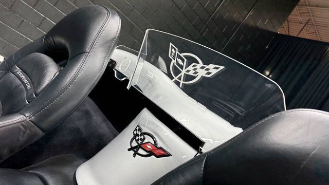 2002 Chevrolet Corvette 2dr Convertible - 22984932 - 34