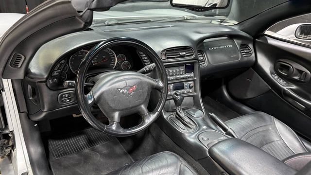 2002 Chevrolet Corvette 2dr Convertible - 22984932 - 44
