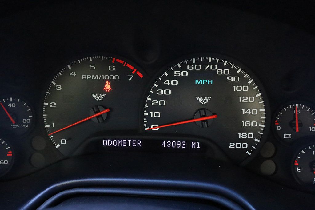 2002 Chevrolet Corvette Convertible photo 9