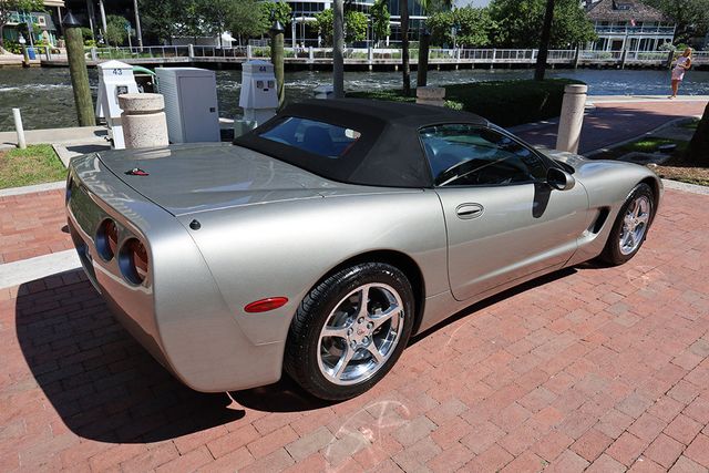 2002 Chevrolet Corvette 2dr Convertible - 22900871 - 18