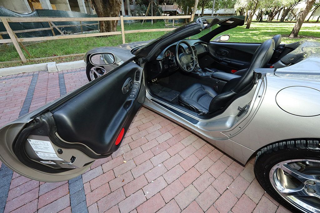 2002 Chevrolet Corvette Convertible photo 17