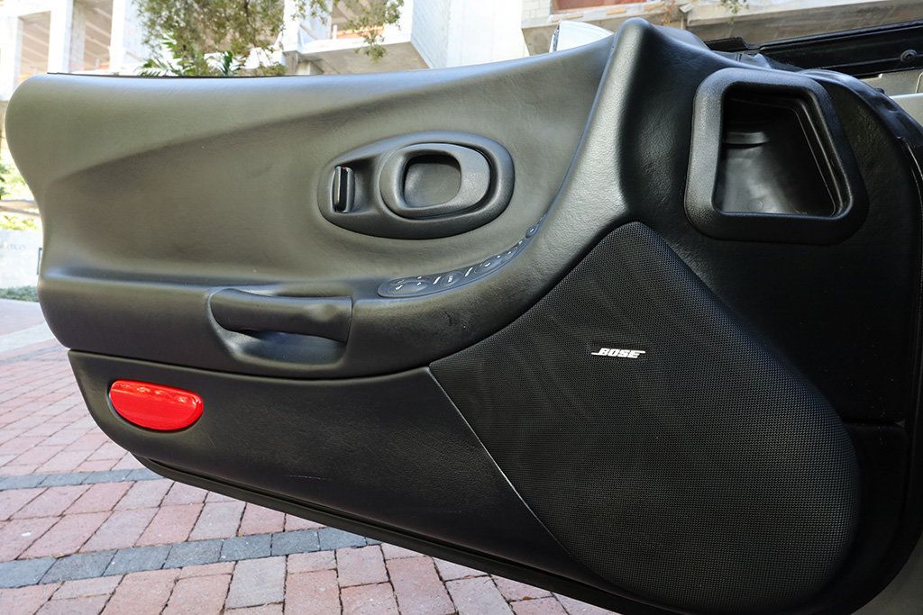 2002 Chevrolet Corvette Convertible photo 18