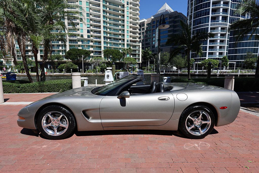 2002 Chevrolet Corvette Convertible photo 2