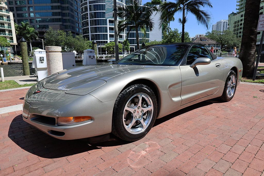 2002 Chevrolet Corvette Convertible photo 43