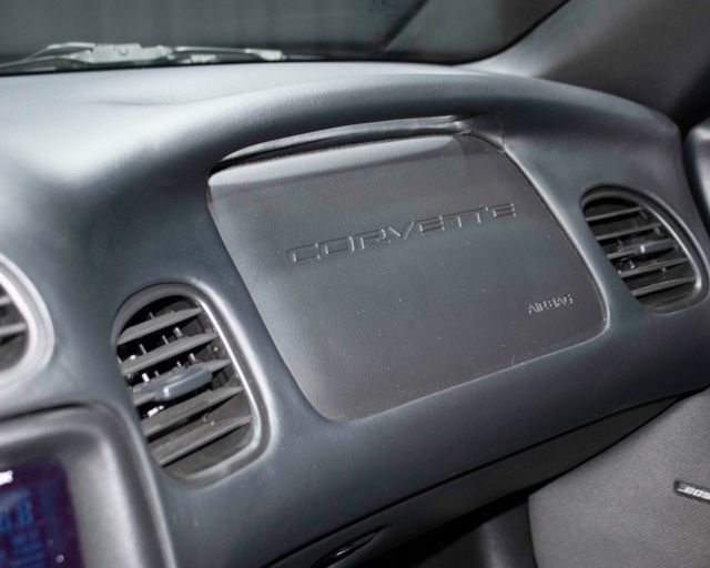 2002 Chevrolet Corvette 2dr Z06 Hardtop - 22976963 - 38