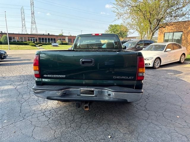 2002 Chevrolet Silverado 1500 Reg Cab 133.0" WB 4WD LS - 23053462 - 3