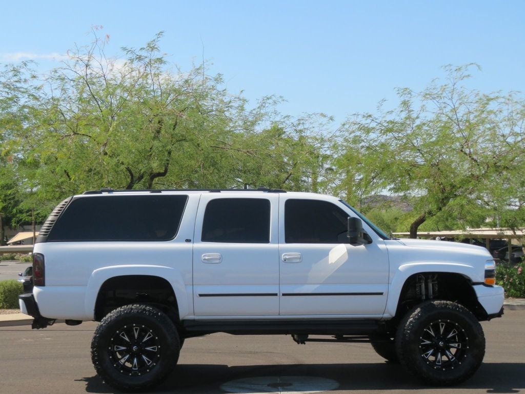 2002 Chevrolet Suburban EXTRA CLEAN 8.1 LITER 4X4 BAD BOY  LIFTED  2500 SUBURBAN  - 22630429 - 2