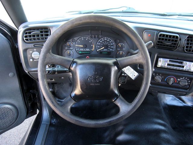 2002 Chevrolet S-10 Ext Cab 123" WB - 22999134 - 19