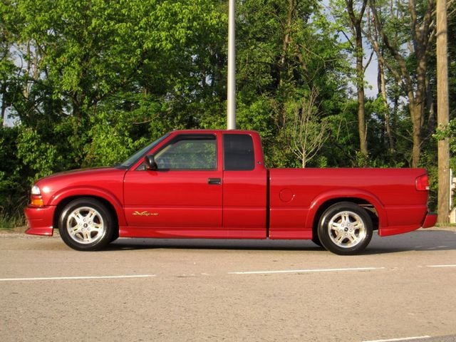 2002 Chevrolet S-10 Ext Cab 123" WB LS - 22466456 - 5