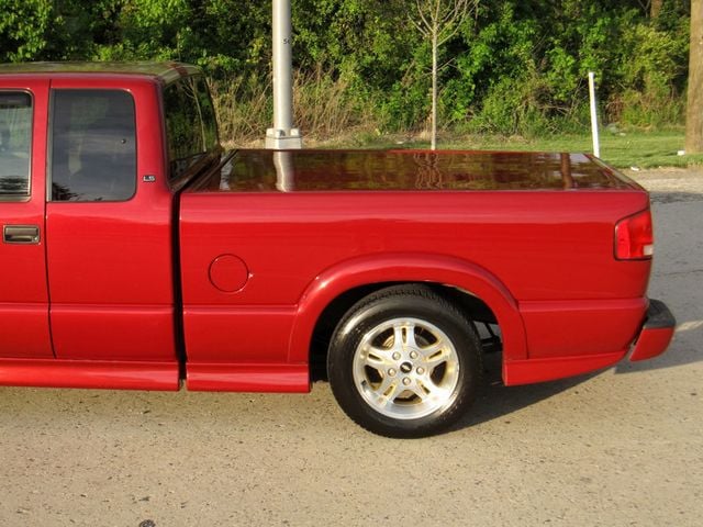 2002 Chevrolet S-10 Ext Cab 123" WB LS - 22466456 - 7