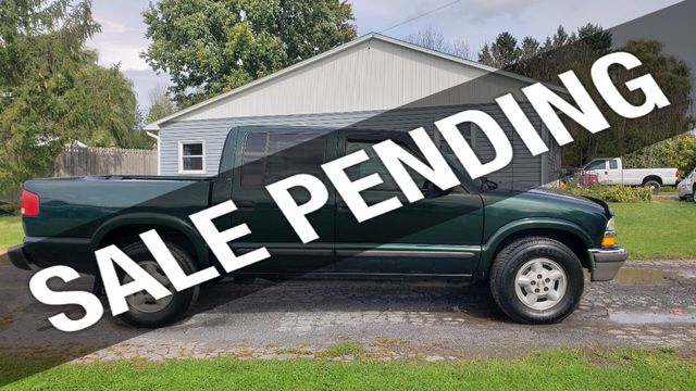 2002 Chevrolet S-10 LS Crew Cab ZR5 Automatic 4WD 4.3L V6 99K Miles Clean! - 21618106 - 0