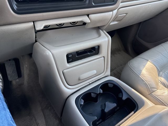 2002 Chevrolet Tahoe 4dr 1500 4WD LT - 22980478 - 15