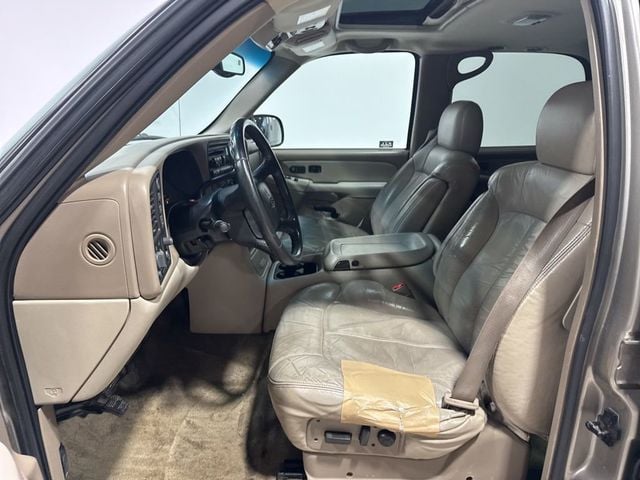 2002 Chevrolet Tahoe 4dr 1500 4WD LT - 22980478 - 19