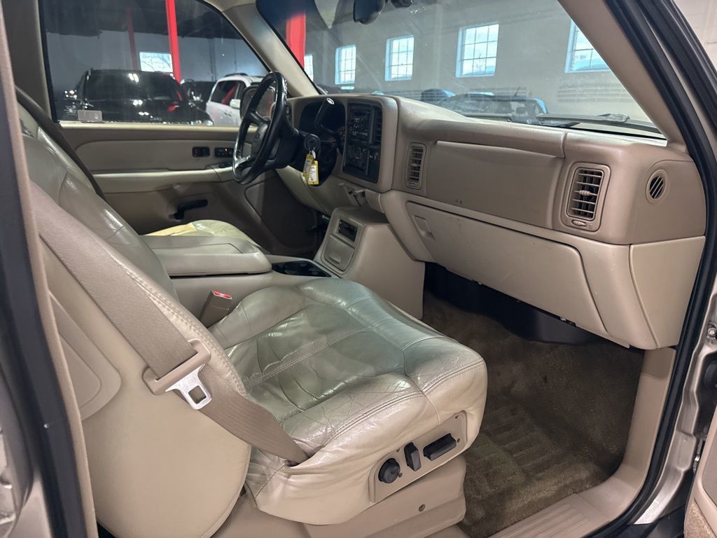 2002 Chevrolet Tahoe 4dr 1500 4WD LT - 22980478 - 38