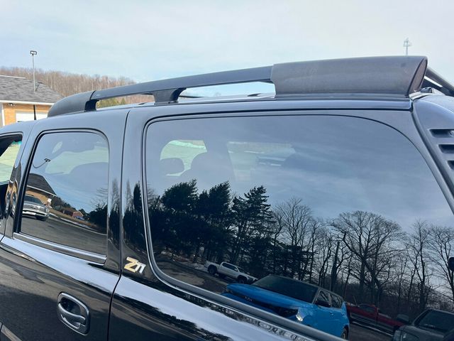 2002 Chevrolet Tahoe Z71 Off Road 4x4 with Rear Barn doors - 22975852 - 25