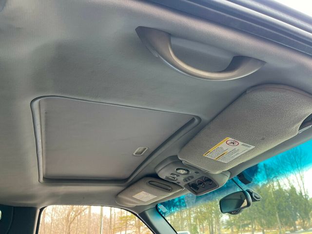 2002 Chevrolet Tahoe Z71 Off Road 4x4 with Rear Barn doors - 22975852 - 34