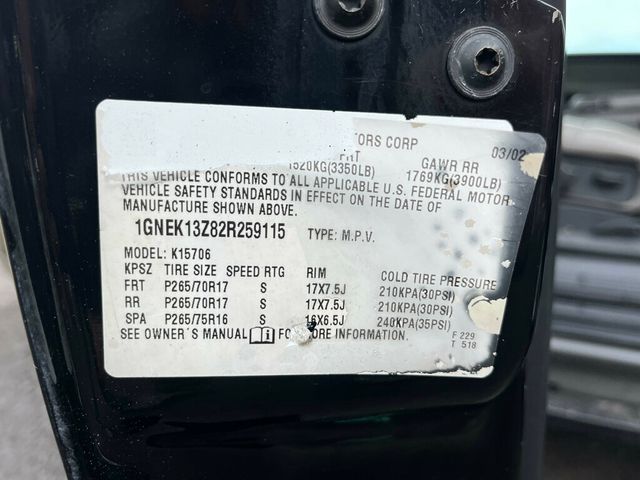 2002 Chevrolet Tahoe Z71 Off Road 4x4 with Rear Barn doors - 22975852 - 52